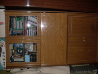 очень очень срочно продам шкаф и секретерь - Изображение #1, Объявление #577452