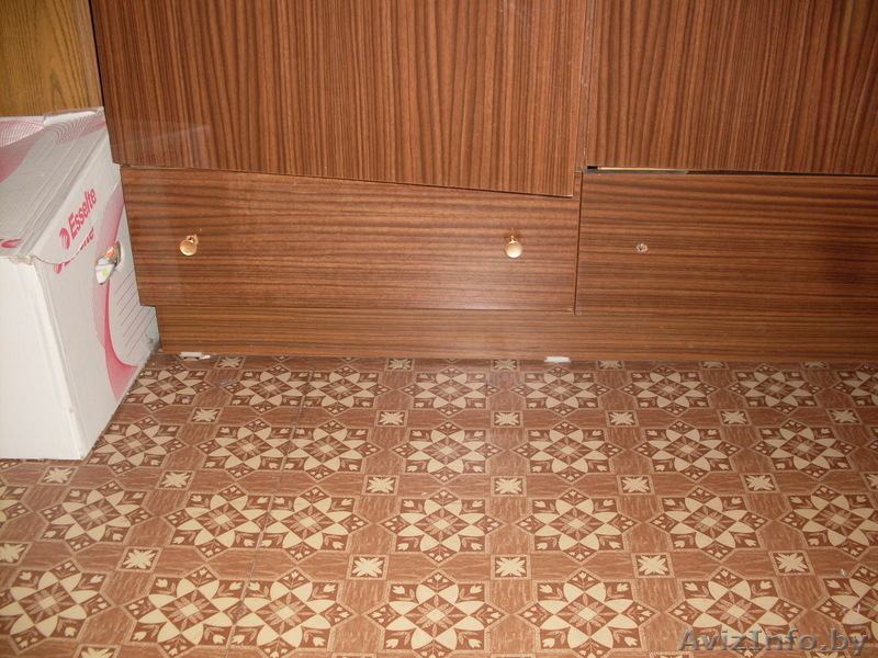 очень очень срочно продам шкаф и секретерь - Изображение #6, Объявление #577452